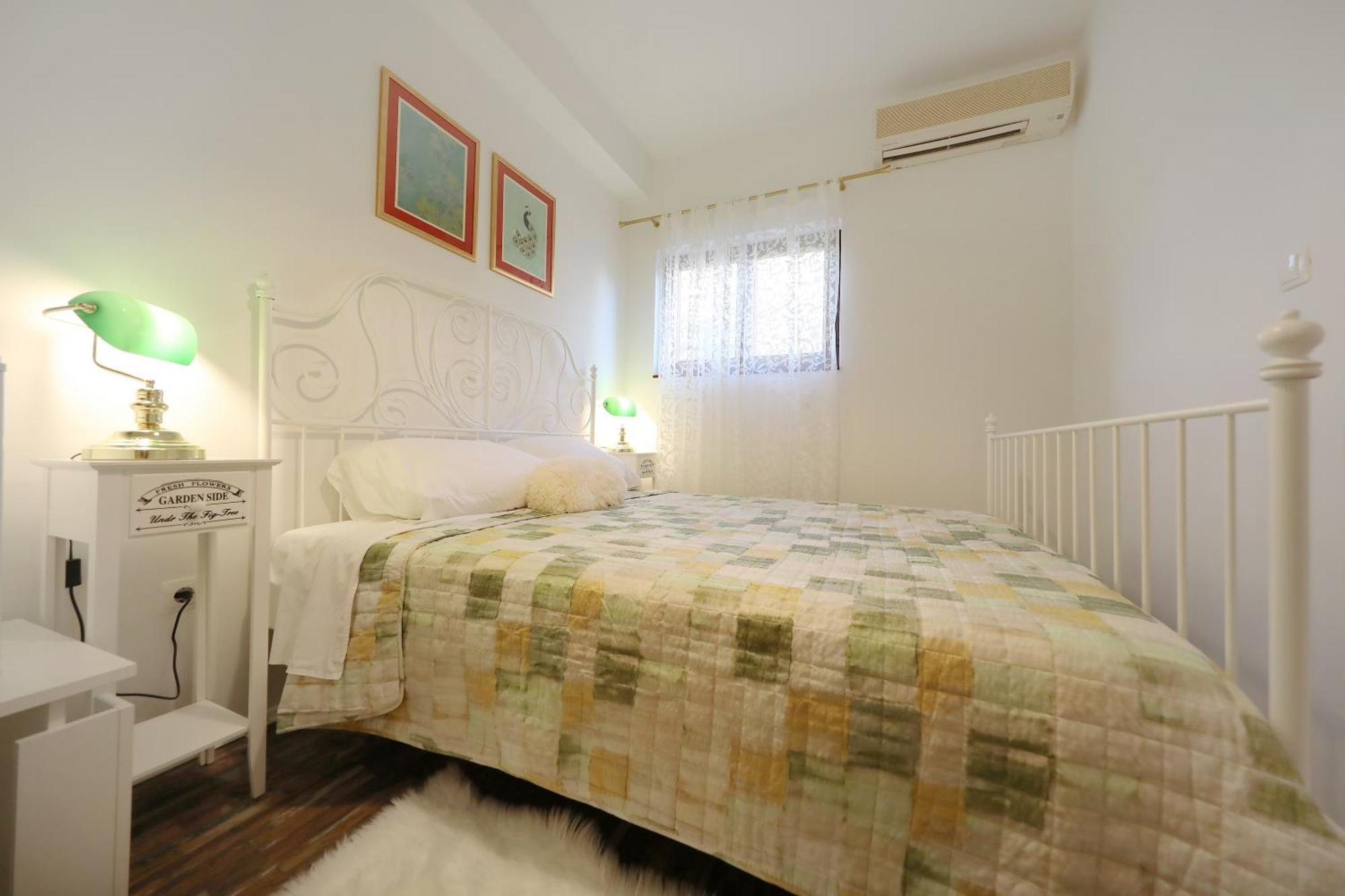 Apartments And A Room Ina 扎达尔 外观 照片