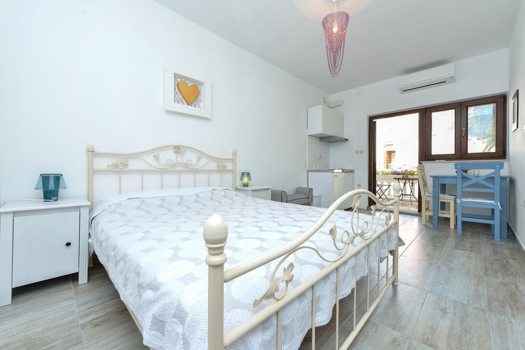 Apartments And A Room Ina 扎达尔 外观 照片
